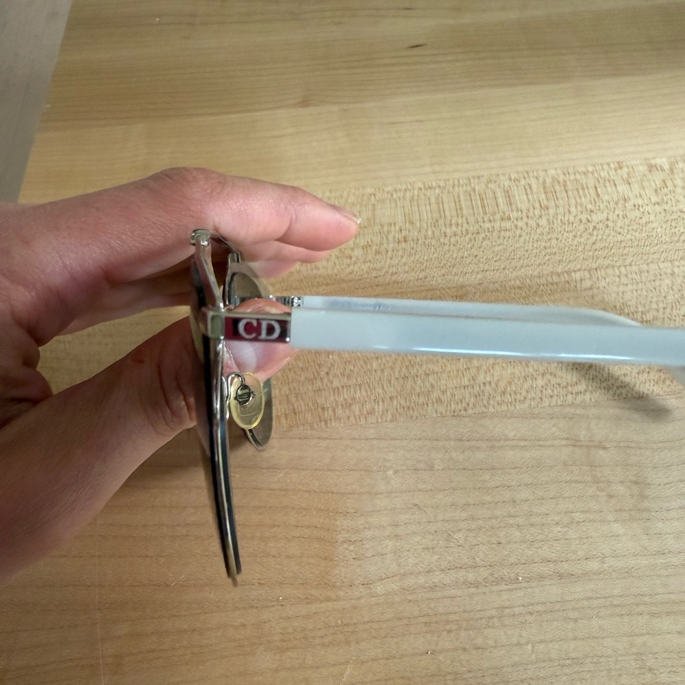 Dior Silver and White Sunglasses - Picture 3 of 6